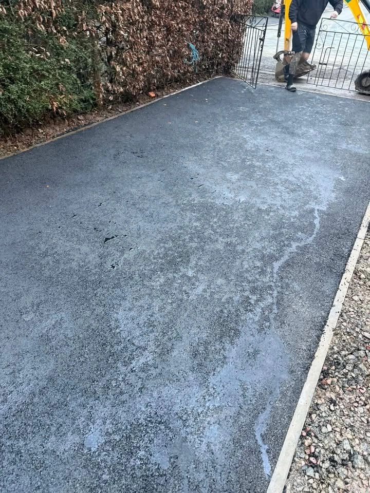 Tarmacing in Basingstoke